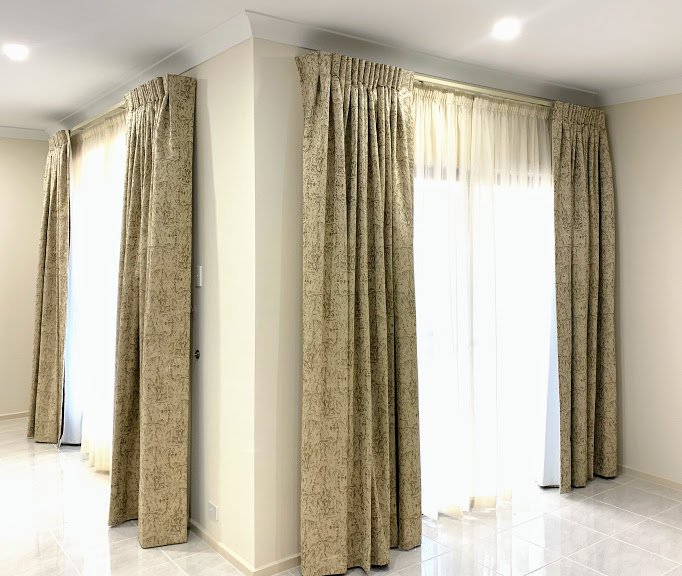 CURTAINS & SHEERS
